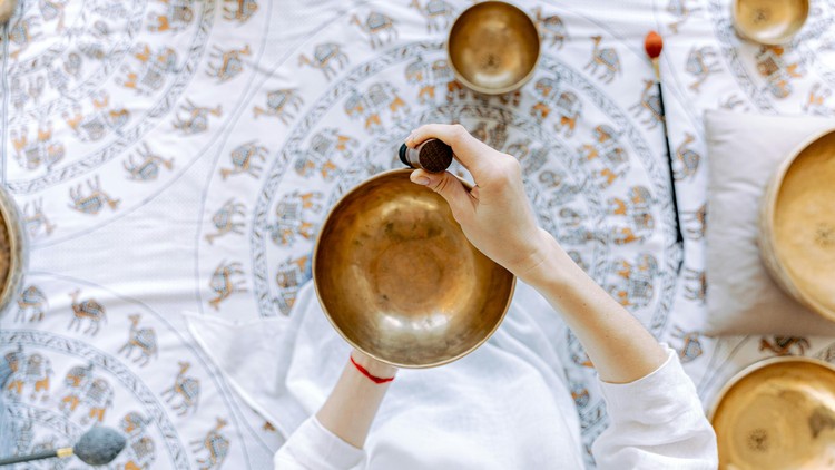 Hướng dẫn cơ bản về tổ chức Sound Bath