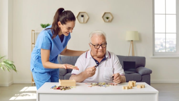 Chứng chỉ Chăm sóc Người mắc Alzheimer & Sa sút trí tuệ - Được CPD Công nhận
