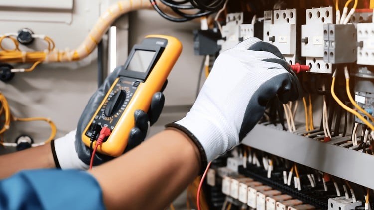 Học Kiểm Tra Điện Từng Bước Một Cách Bài Bản