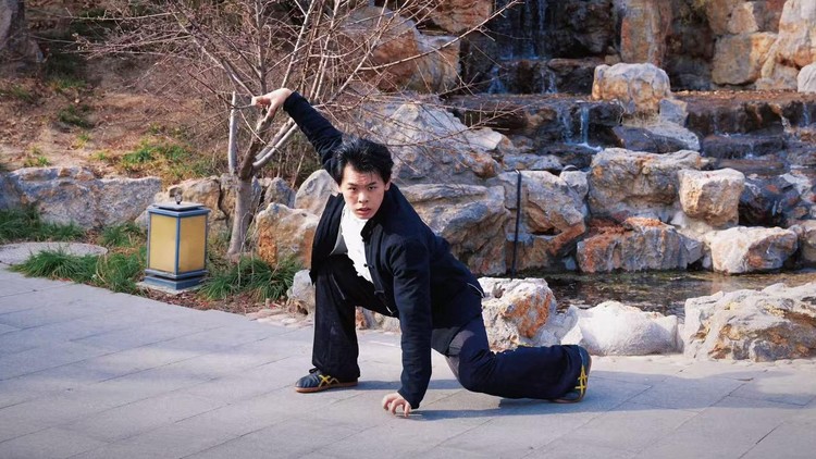 Võ cổ truyền Trung Hoa: Hổ Hình Quyền dành cho người mới bắt đầu