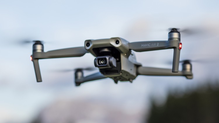 Trở thành nhà quay phim drone chuyên nghiệp | Bởi Tom's Tech Time