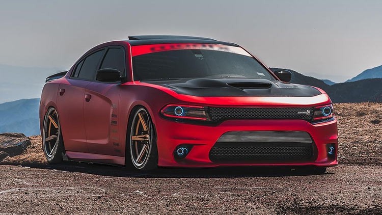 Hướng dẫn dán full wrap xe hơi bằng vinyl ngay tại ga-ra