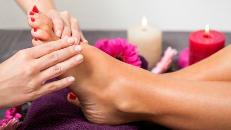 Chứng Chỉ Bấm Huyệt Bàn Chân Được Kiểm Định Đầy Đủ - Chữa Lành Qua Đôi Chân Của Bạn!