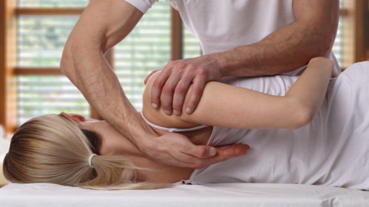 Kỹ thuật Năng lượng Cơ trong Massage Thể thao (2 CE)